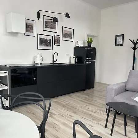 Apartmanovy Dum Jansky Sen