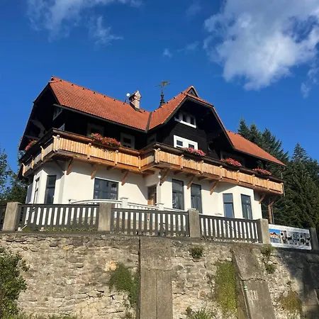 Apartmanovy Dum Jansky Sen *
